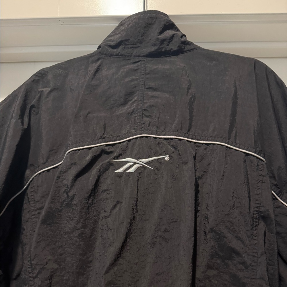 Reebok Black Windbreaker Jacket Size L Unisex Zip Front Outdoor - Picture 9 of 16
